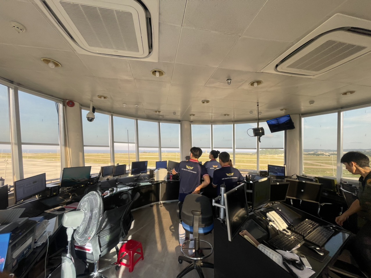 RÈM CUỐN FIML CÁCH NHIỆT TỰ ĐỘNG