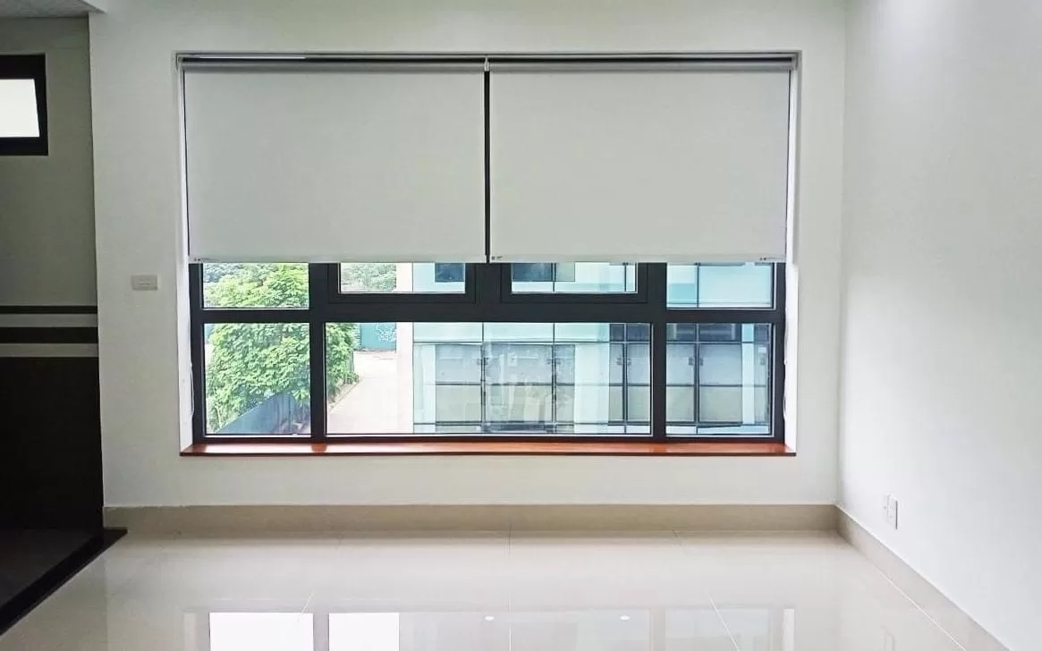 Màn che cửa sổ nhỏ thông minh tự động cho không gian