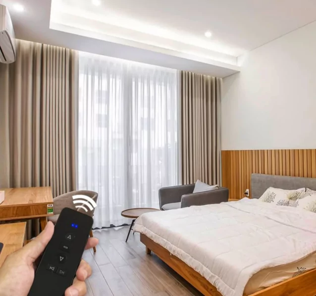 Mẫu rèm cửa sổ phòng ngủ đẹp thông minh tự động