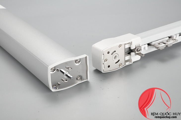 Motor rèm không dây cao cấp Somfy cho nhà thông minh