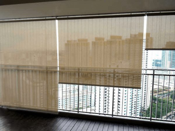 Rèm che mưa ban công thông minh tự động cho không gian