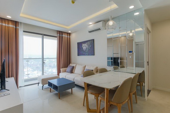 Rèm chống nắng giá rẻ cho cửa sổ văn phòng hiện đại