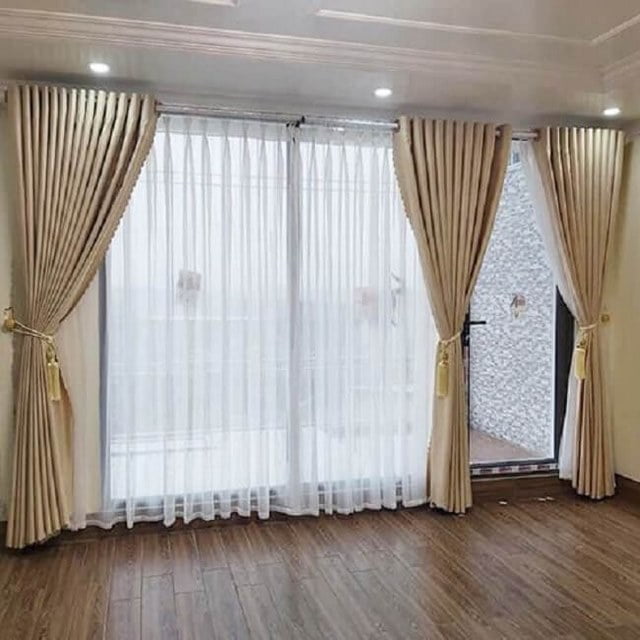 Rèm cửa kéo thông minh tự động cho cửa sổ nhà ở