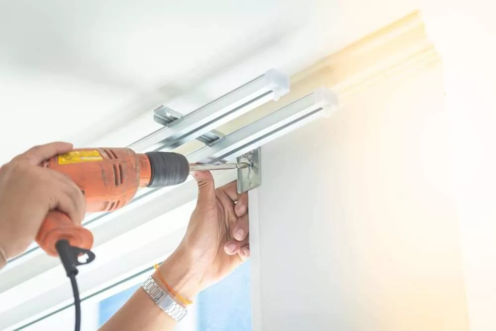 Cách lắp rèm cuốn đơn giản cho cửa sổ 2025