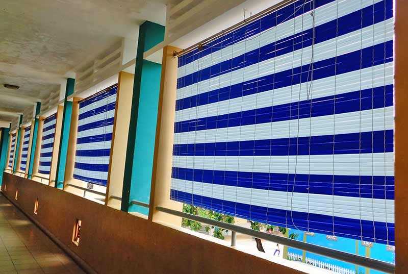 Mành nhựa che nắng PVC bền bỉ cho ban công 2025
