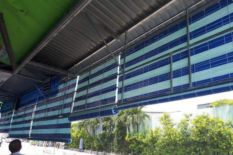Mành nhựa che nắng PVC bền bỉ cho ban công 2025
