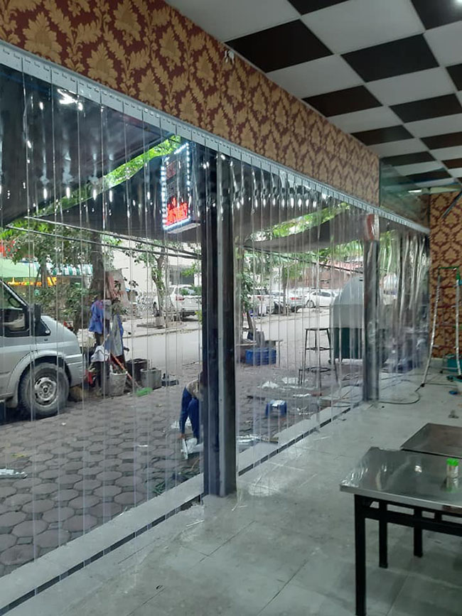 Mành nhựa che nắng thông minh tự động cho không gian
