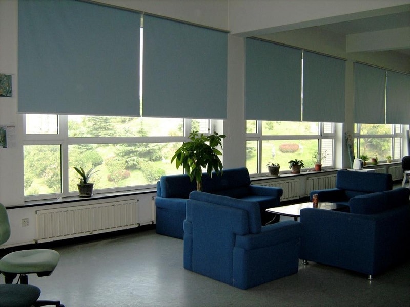 Rèm cuốn văn phòng thông minh tự động cho không gian