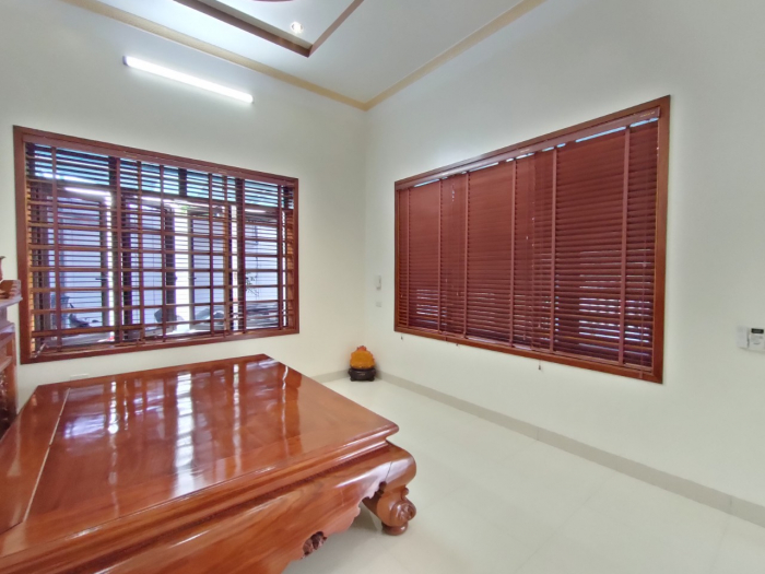 Rèm gỗ cửa sổ thông minh tự động cho không gian sống