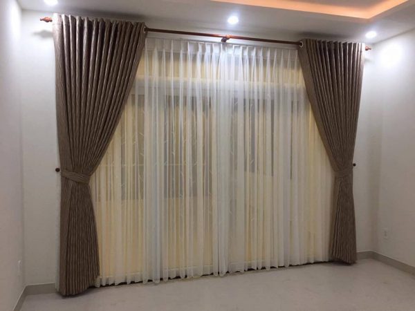 Thanh treo rèm cửa thông minh tự động cho không gian
