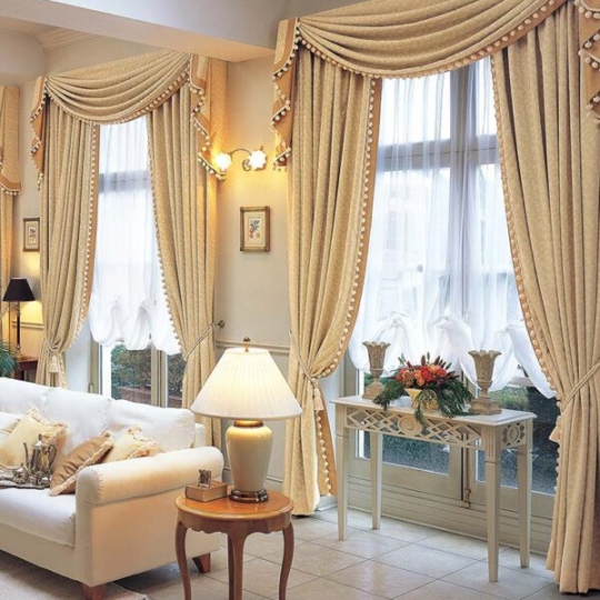 Vải rèm cửa chống nắng thông minh tự động cho nhà ở