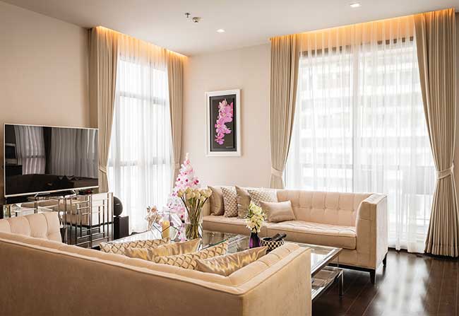 Mẫu rèm đẹp cho cửa chính phòng khách
