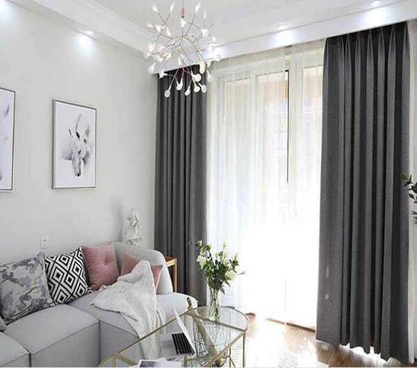 Rèm cửa bằng vải bố chống nắng, cản sáng tốt