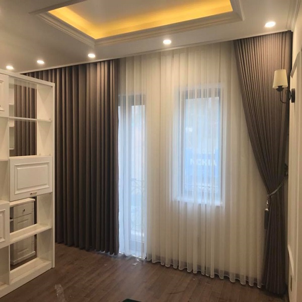 Rèm cửa màu ghi hiện đại cho căn hộ cao cấp
