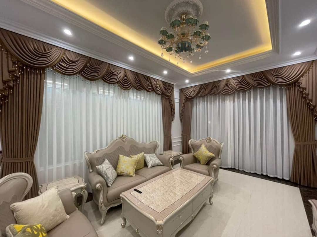 Rèm cửa sang trọng