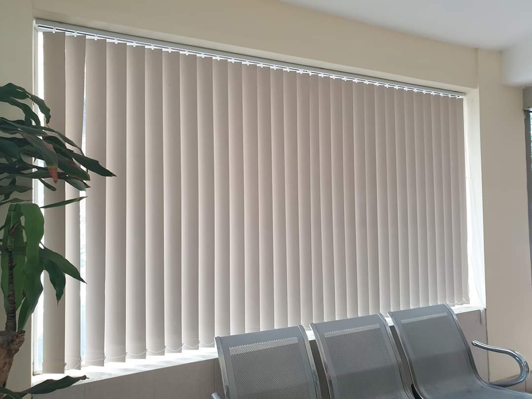 Rèm lật lá ngang hiện đại điều chỉnh ánh sáng