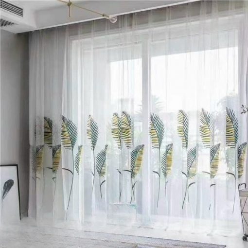 Rèm voan trang trí khung giường, tạo cảm giác lãng mạn, tinh tế cho phòng ngủ