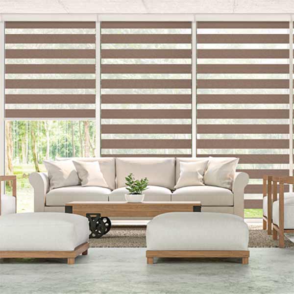Lắp đặt rèm cửa sổ chống nắng cho căn hộ chung cư cao tầng