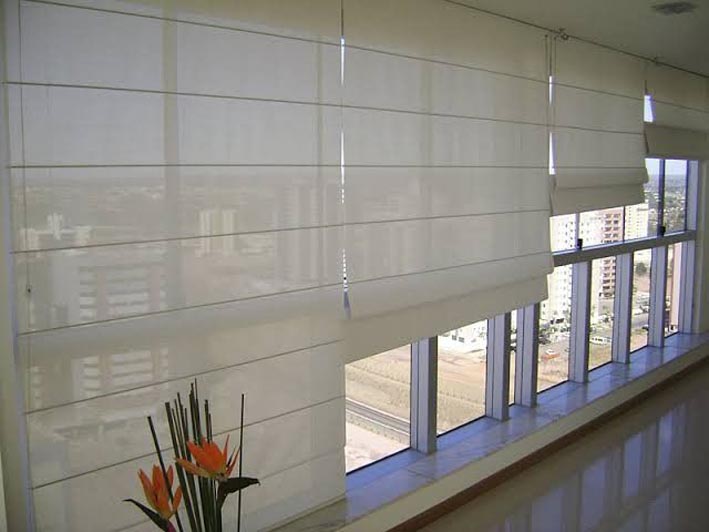 Mẫu rem Roman đầy phong cách