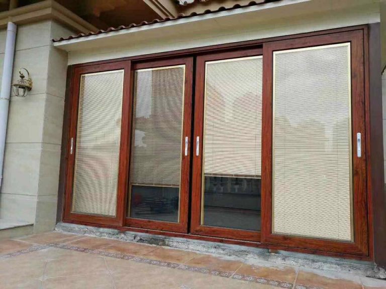 Mẫu rèm xếp cửa kính chống nắng và cản sáng hiệu quả