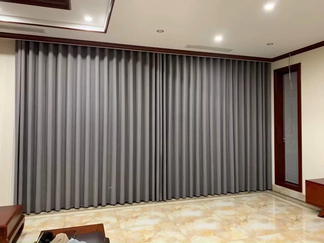 Rèm vải định hình màu kem sang trọng cho phòng khách