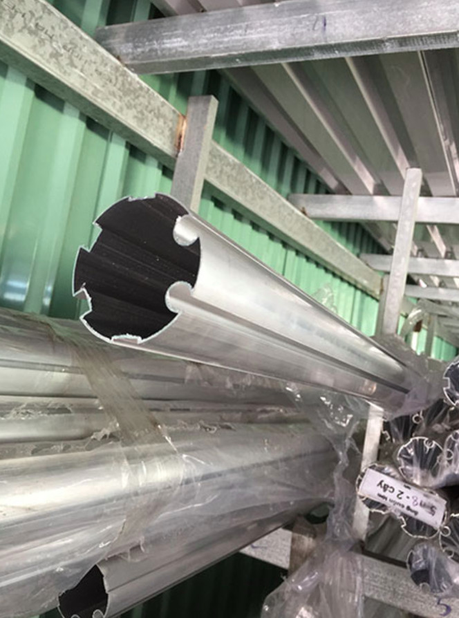 Cấu tạo ống nhôm chắc chắn cho rèm cuốn
