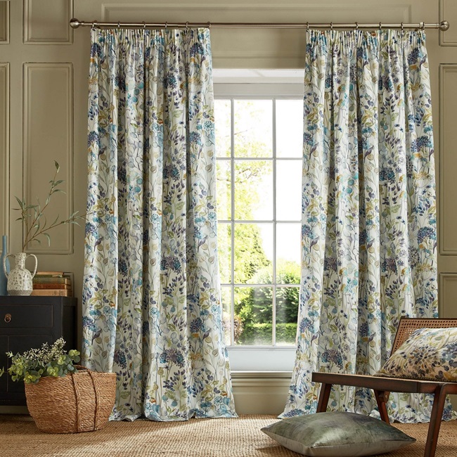 Hình ảnh rèm cửa vintage đẹp trong không gian nội thất retro