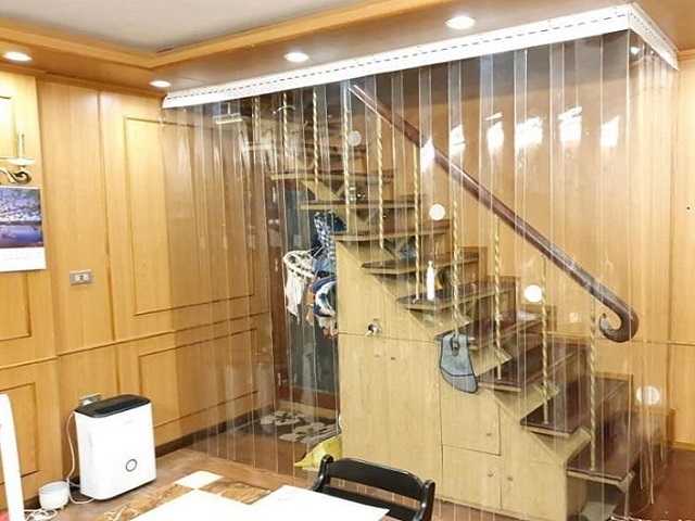 Rèm chắn điều hoà cầu thang ngăn hơi lạnh thất thoát