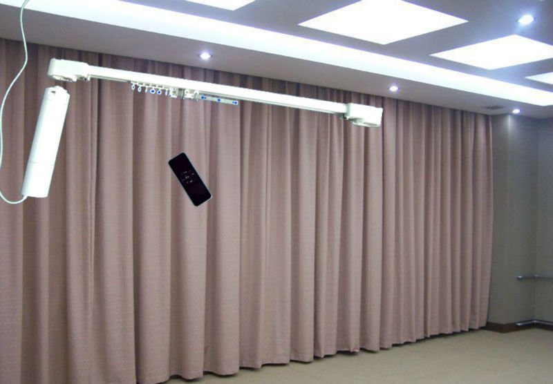 Mẫu rèm vải tự động là gì được lắp đặt tại căn hộ thông minh
