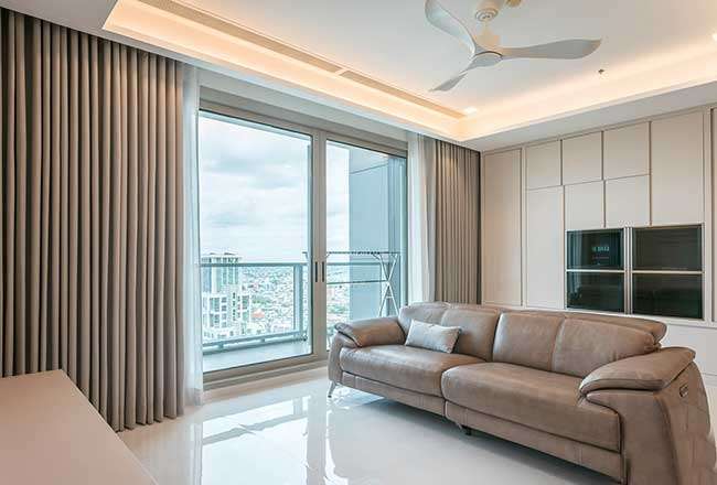 Rèm cửa cao cấp chống nắng hiệu quả cho nhà phố TP.HCM