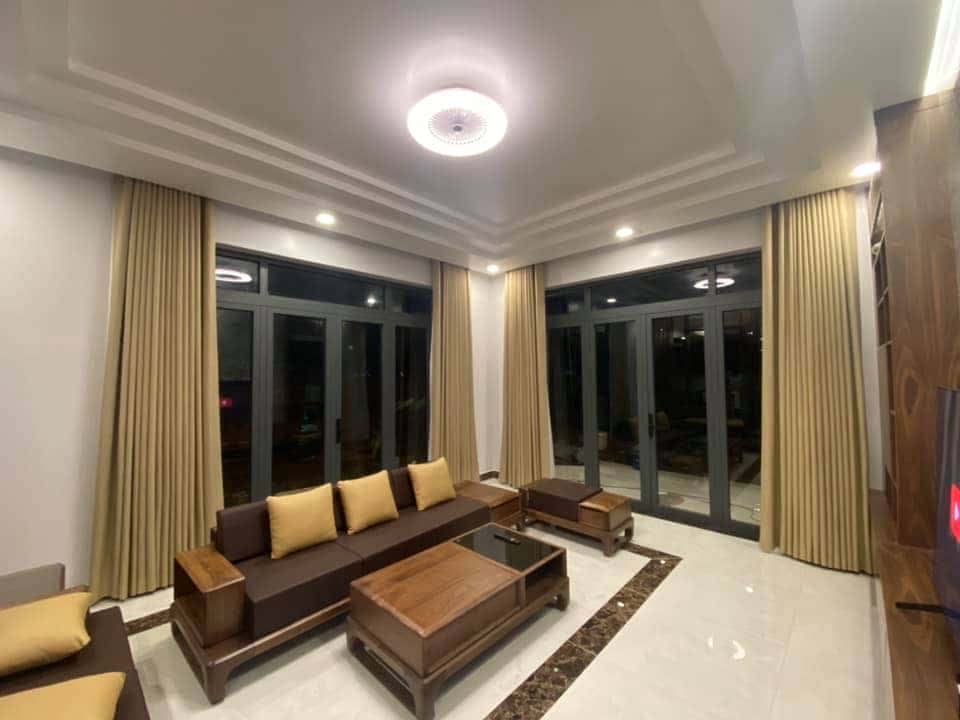 Rèm vải 2 lớp cao cấp cho biệt thự tại Bình Dương