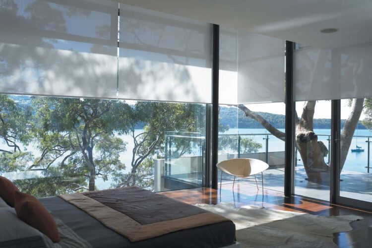 rèm cuốn chống muối biển cho khách sạn ven biển sang trọng