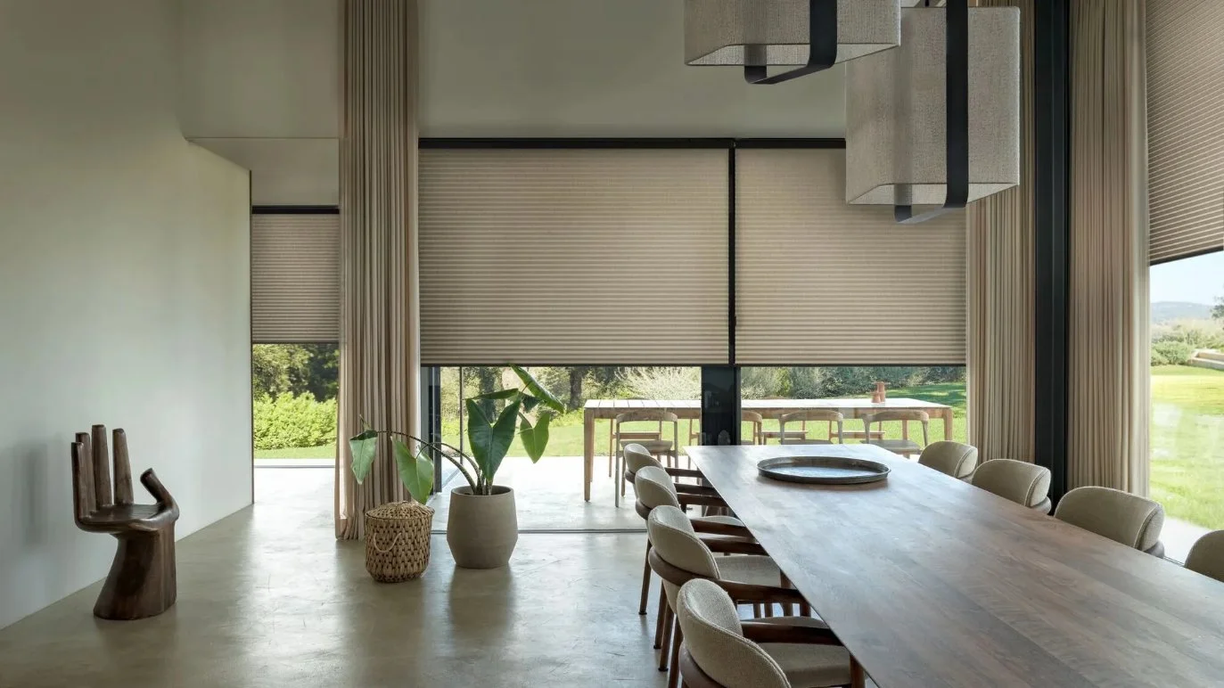 Mẫu rèm tổ ong tone pastel nhẹ nhàng tạo không gian tinh tế