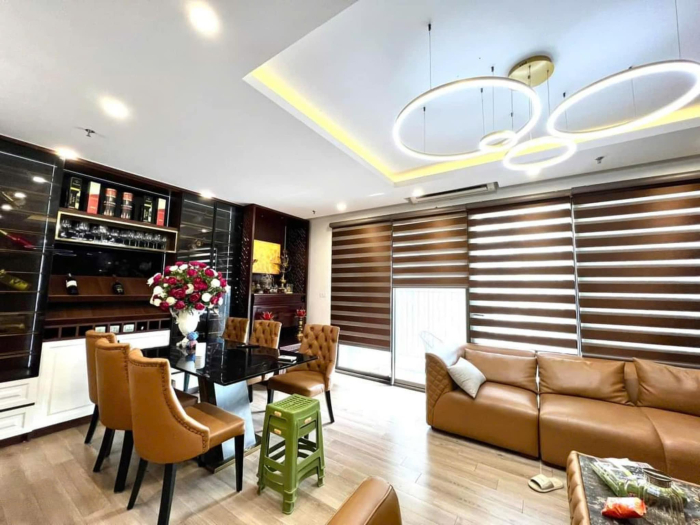 Rèm cầu vồng cho căn hộ chung cư thiết kế gọn gàng