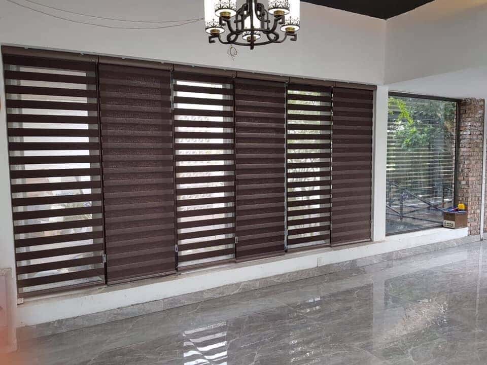 Rèm cầu vồng cho cửa sổ bếp chống nắng dễ vệ sinh