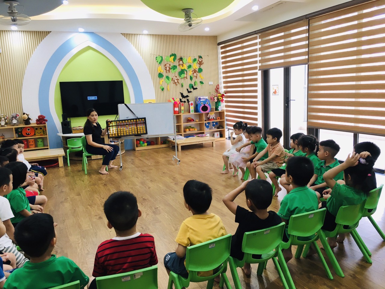 Rèm cầu vồng cho trường học và bệnh viện an toàn bền bỉ