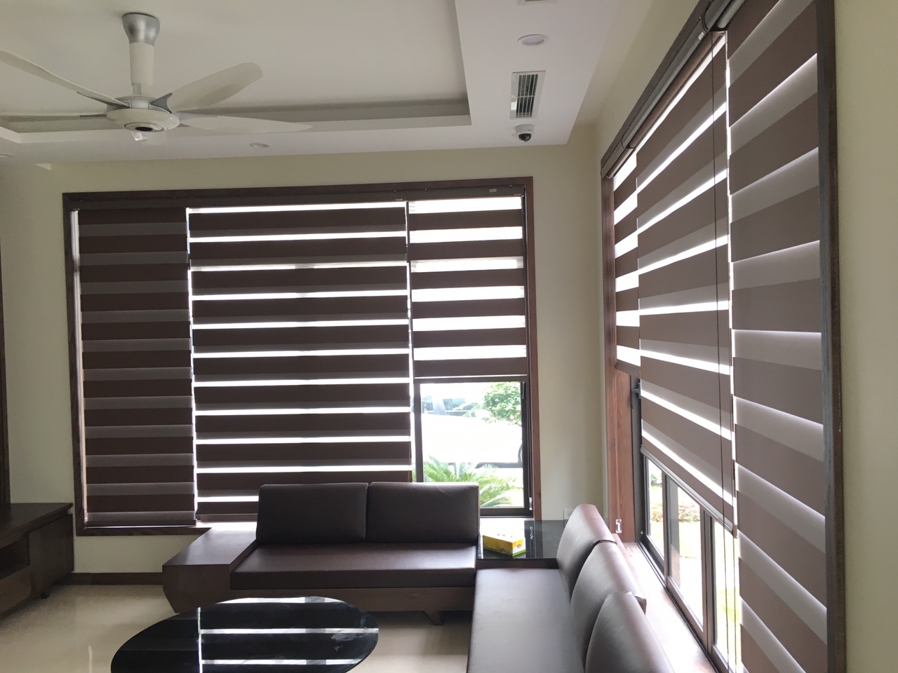 Rèm cầu vồng loại tốt bảo hành 3 năm chất lượng vượt trội