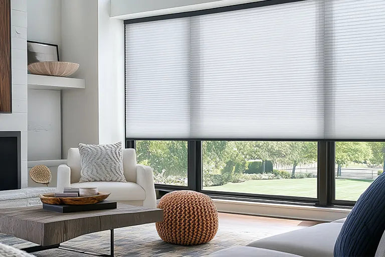 Rèm tổ ong blackout chống chói cho cửa sổ lớn