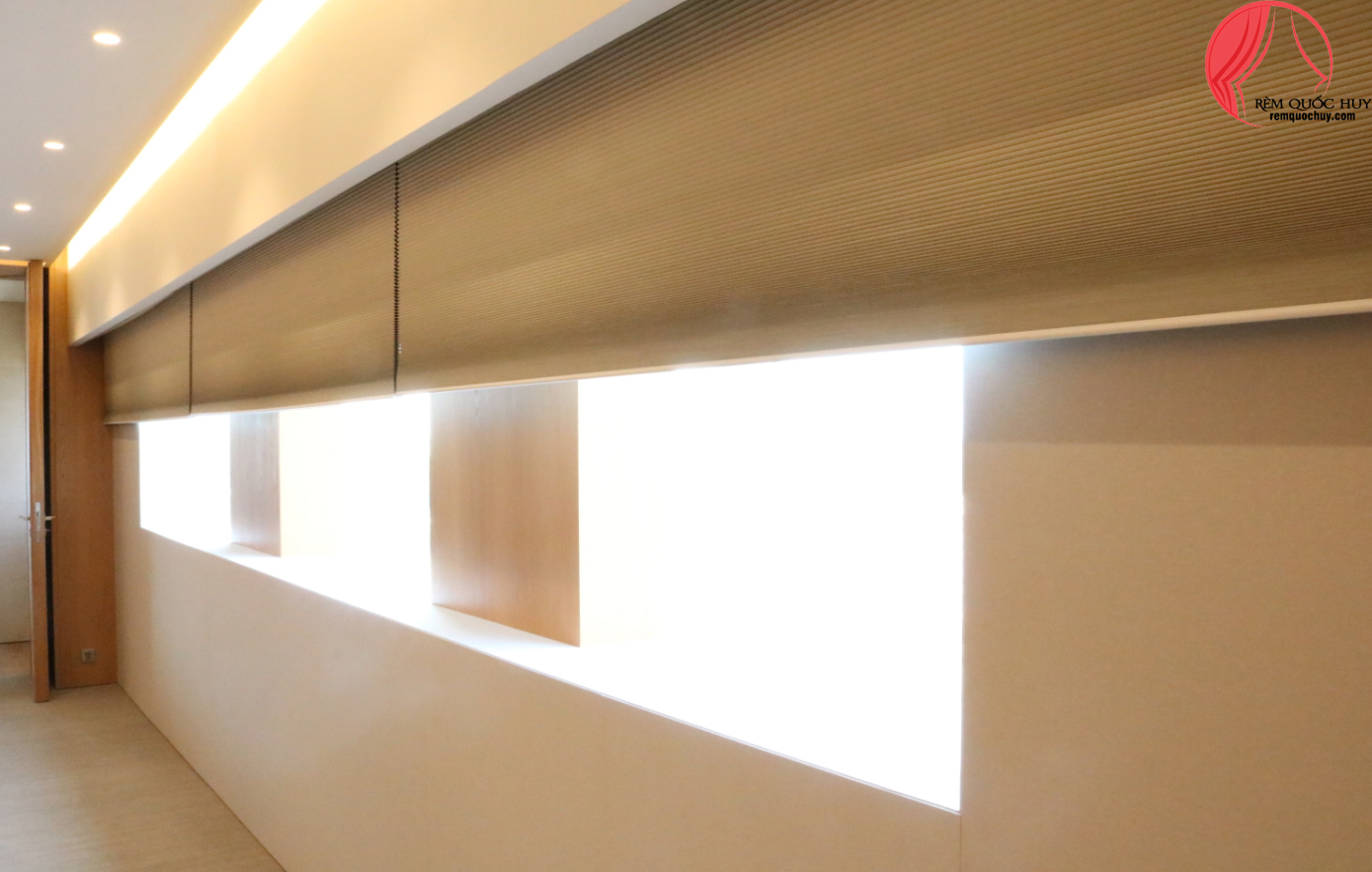 Rèm tổ ong lưới chống bụi và côn trùng cho nhà phố