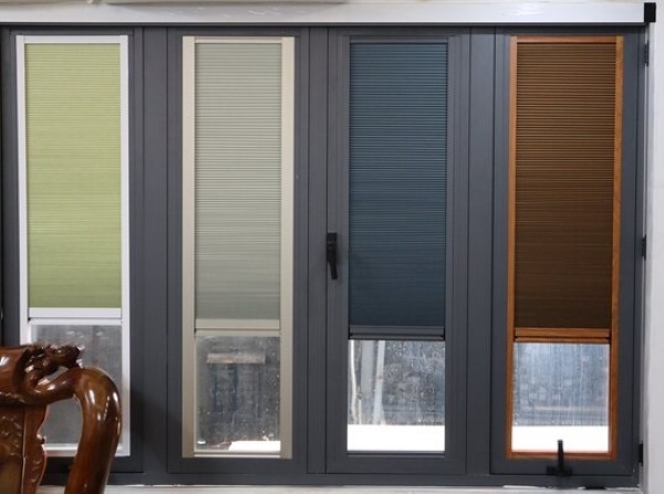 Rèm tổ ong nhập khẩu tăng tính thẩm mỹ và tiện nghi cho căn hộ