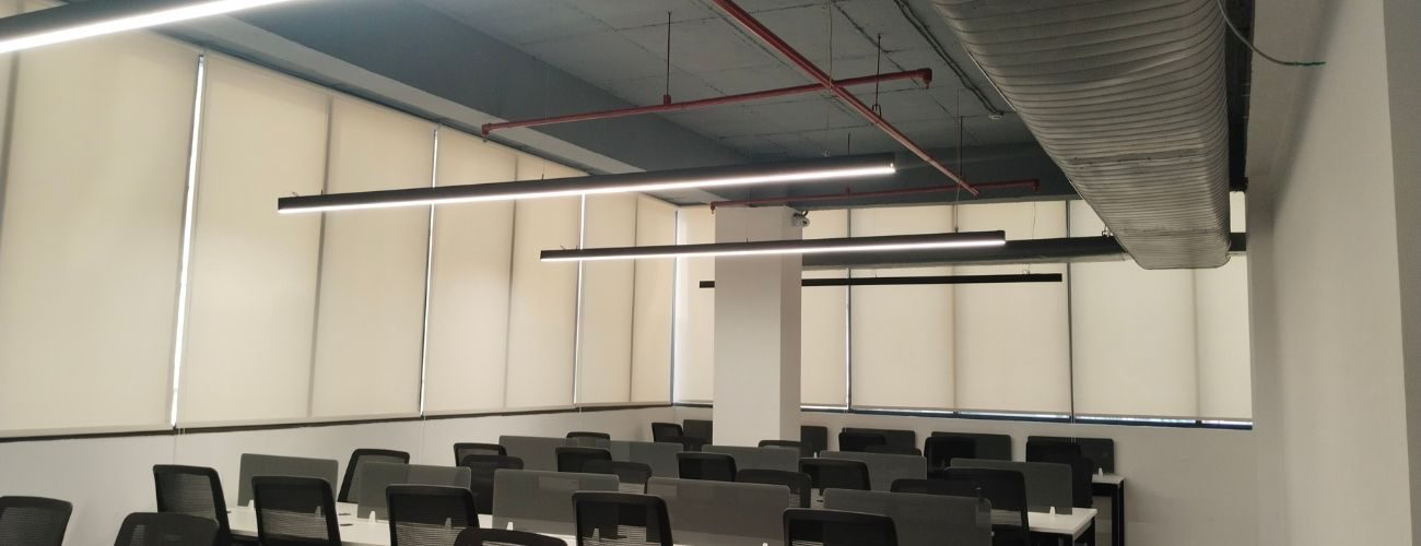 hình ảnh rèm văn phòng tone be nhẹ nhàng cho không gian tinh tế