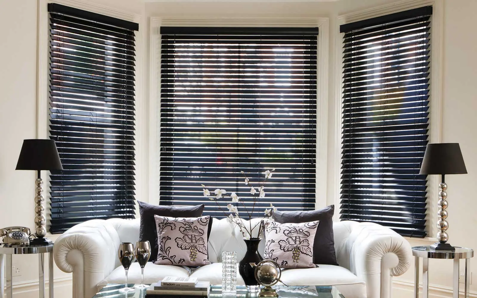 Mẫu rèm gỗ quận 1 cho nhà phố trung tâm