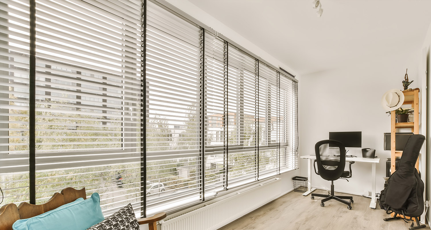 rèm gỗ cho nhà phố tối ưu ánh sáng tự nhiên