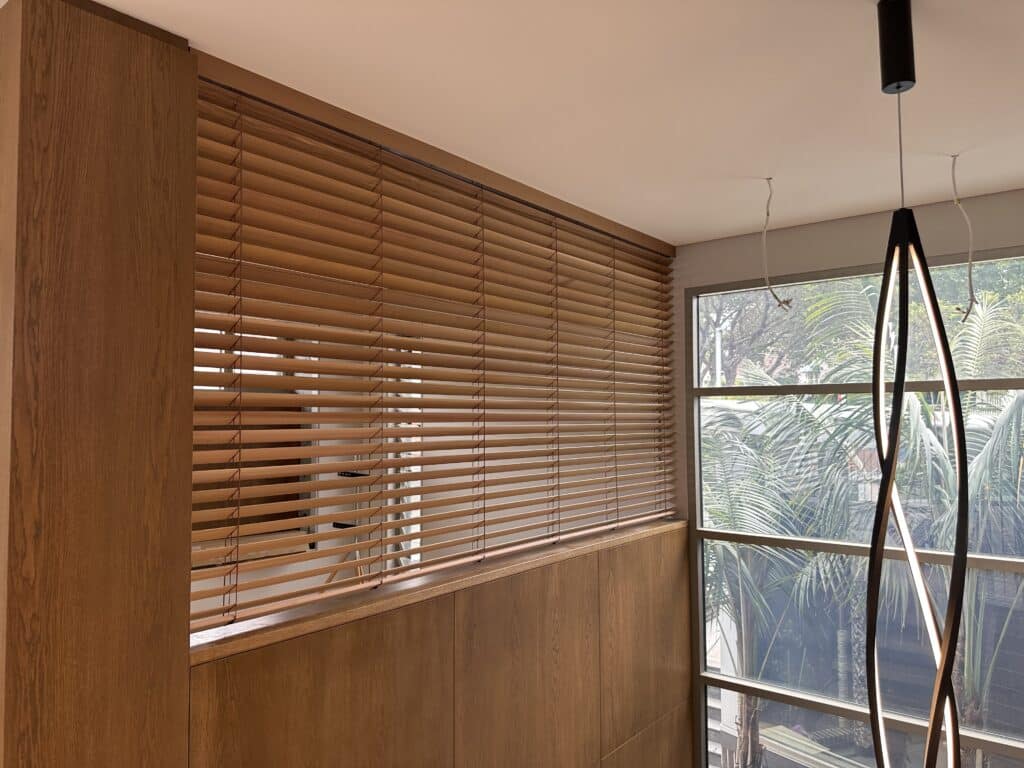 rèm gỗ quận tân phú cho không gian phòng ngủ