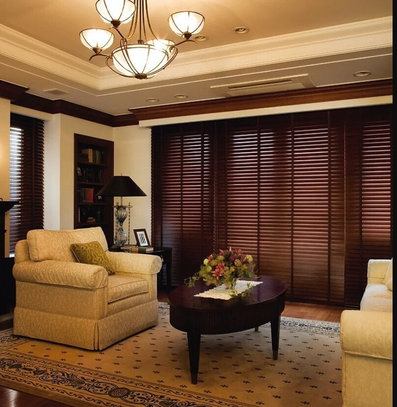 so sánh rèm gỗ và rèm nhôm về độ bền