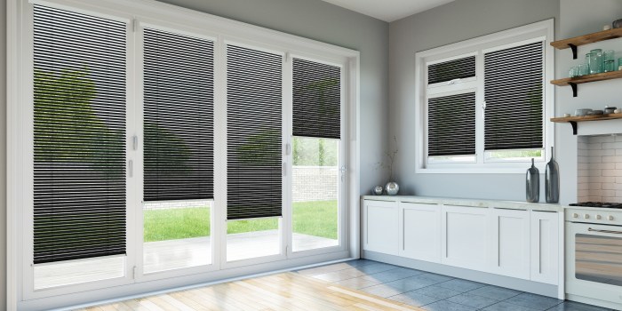 Đánh giá độ bền rèm sáo nhôm và rèm gỗ