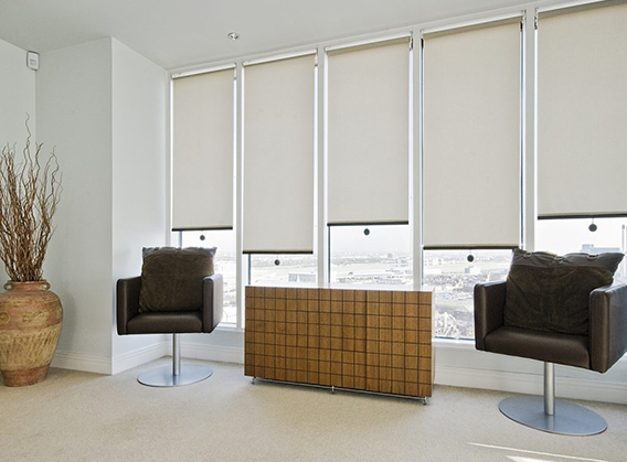 Rèm cuốn Polyester chống nắng cản sáng