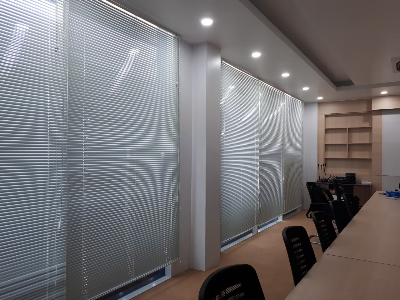 Rèm sáo nhôm ít bám bụi dễ vệ sinh