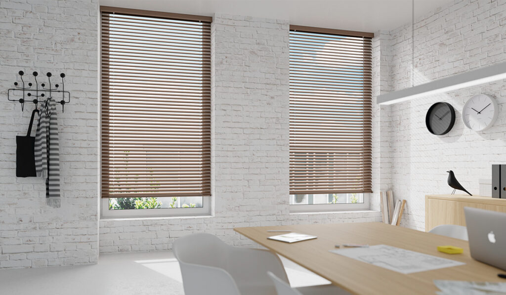 Rèm sáo nhôm không kẹt dây an toàn khi sử dụng