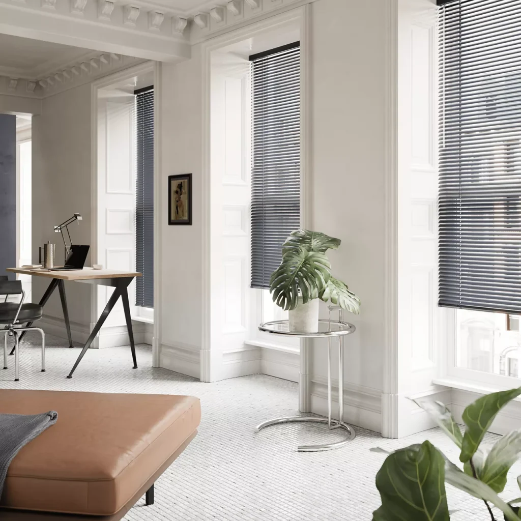 Rèm sáo nhôm lắp cho phòng làm việc tại nhà giúp giảm chói